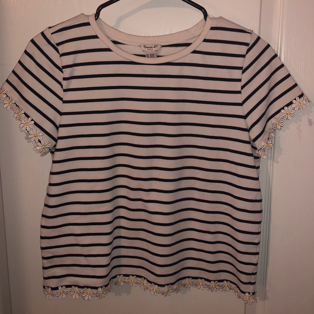 Girls Forever 21 Striped floral t-shirt